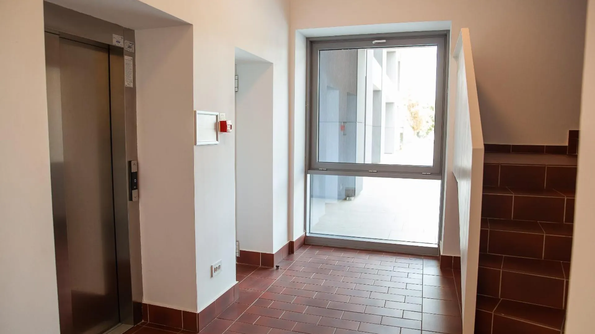 Marble Heights I 1 Bedroom Apartment With Underground Parking Bucharest